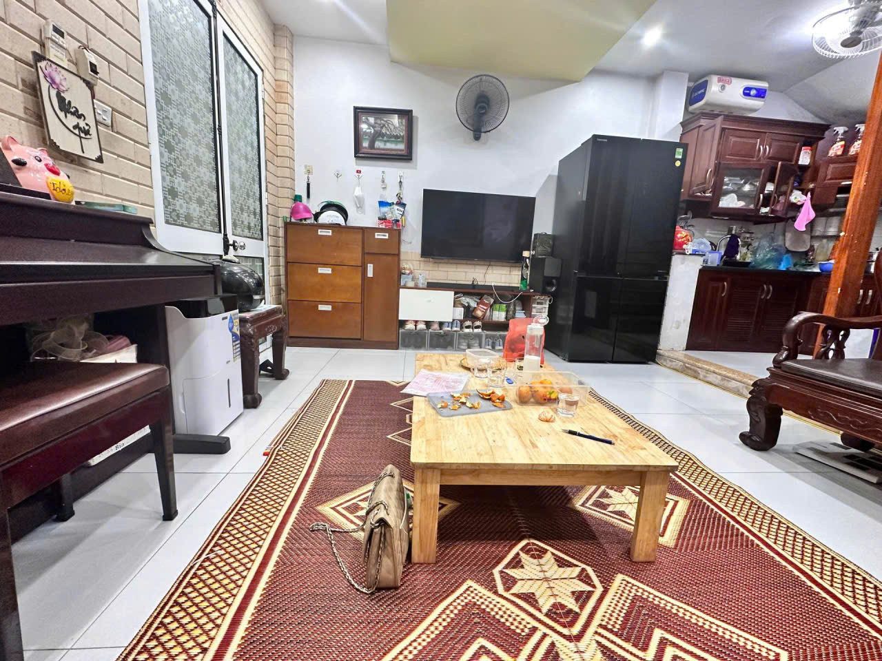 🌹 TRUNG TÂM CẦU GIẤY – 50M RA TRẦN DUY HƯNG – NHÀ ĐẸP Ở NGAY – TIỆN ÍCH BẬC NHẤT 🌹36M2 - 5 Tầng - Giá Nhỉnh 9 Tỷ.