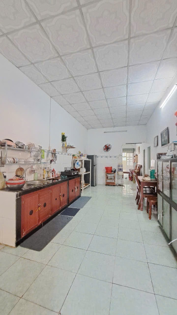 Bán nhà 168m² ngang KHỦNG 7m Đông Hòa,đường xe hơi,gần Sân Vận Động Dĩ An
