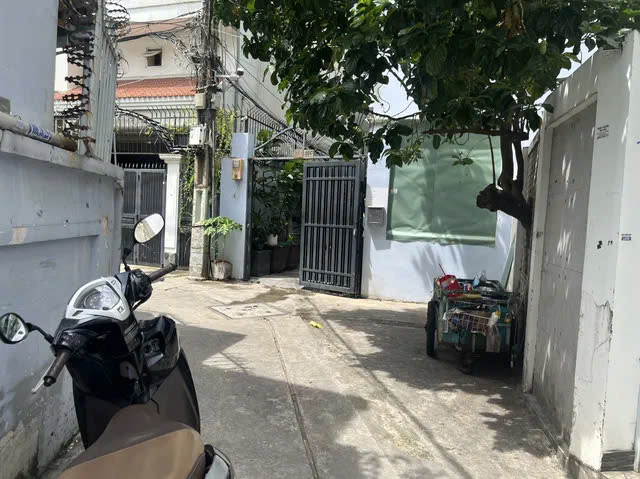 NHÀ CHÍNH CHỦ ÔNG BÀ ĐỂ LẠI, KHU VIP SÁT NAM KỲ KHỞI NGHĨA, SỔ VUÔNG A4 - CHỈ 6 TỶ - PHÚ NHUẬN