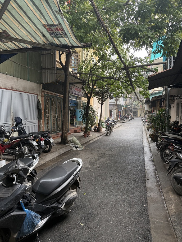 Bán 48M trần khát chân tặng nhà 3M ô tô dừng đỗ hai bà trưng