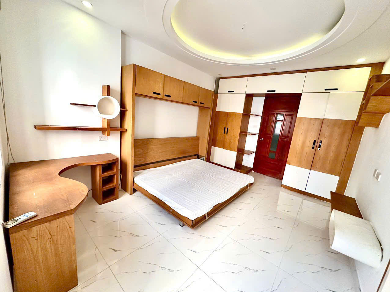 Phòng trọ 25m2, full đồ, có ban công, Hai Bà Trưng