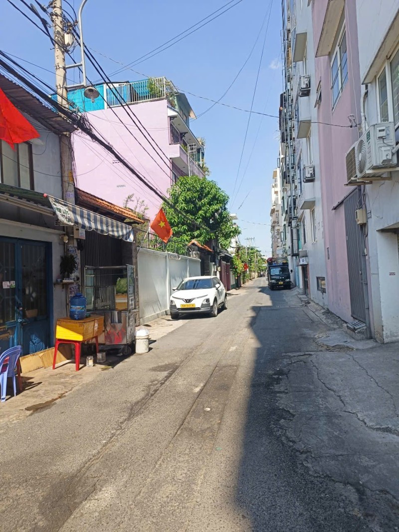 🆘 🆘 ĐẤT TRẦN NÃO - TRUNG TÂM QUẬN 2 - HƠN 476m2 NGANG 16m - GIÁ CHỈ 70 TỶ.