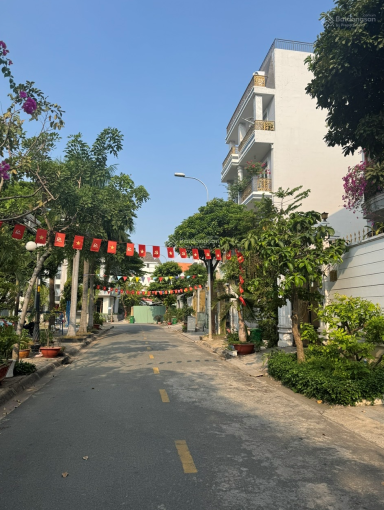 Bán đất khu biệt thự tại Trần Não, Bình An, Q2 giá 4.45Tỷ, sổ sẵn sang tên ngay