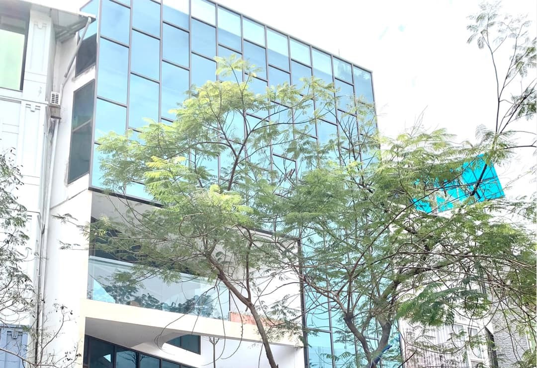 Bán nhà mặt phố Trần Nhân Tông, 140m2, 10 tầng 2 hầm, mặt tiền 7.2m, 159 tỷ, vỉa hè rộng, KD đỉnh