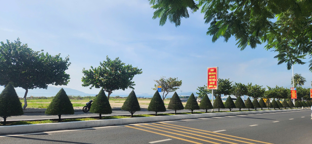 VTO11 BÁN ĐẤT MẶT TIỀN ĐƯỜNG PHẠM VĂN ĐỒNG - BẮC NHA TRANG (VĨNH THỌ CŨ)