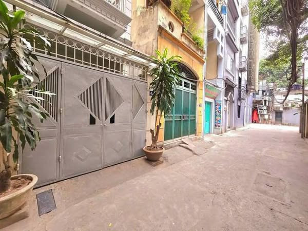 Bán nhà phố Trần Phú, Quận Ba đình 4 tầng, diện tích 64m2