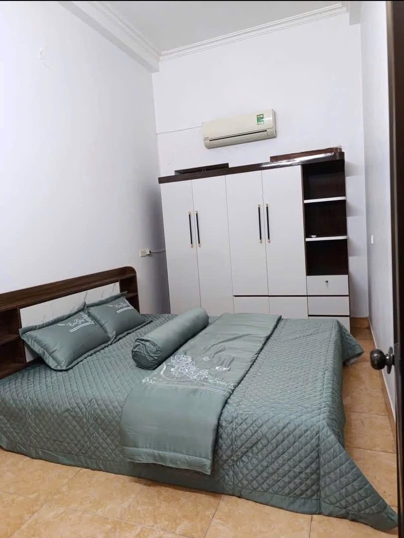 BÁN GẤP NHÀ TRUNG TÂM TỪ SƠN - ÔTÔ ĐỖ CỬA - DÂN TRÍ CAO - Ở NHIỀU TIỆN ÍCH