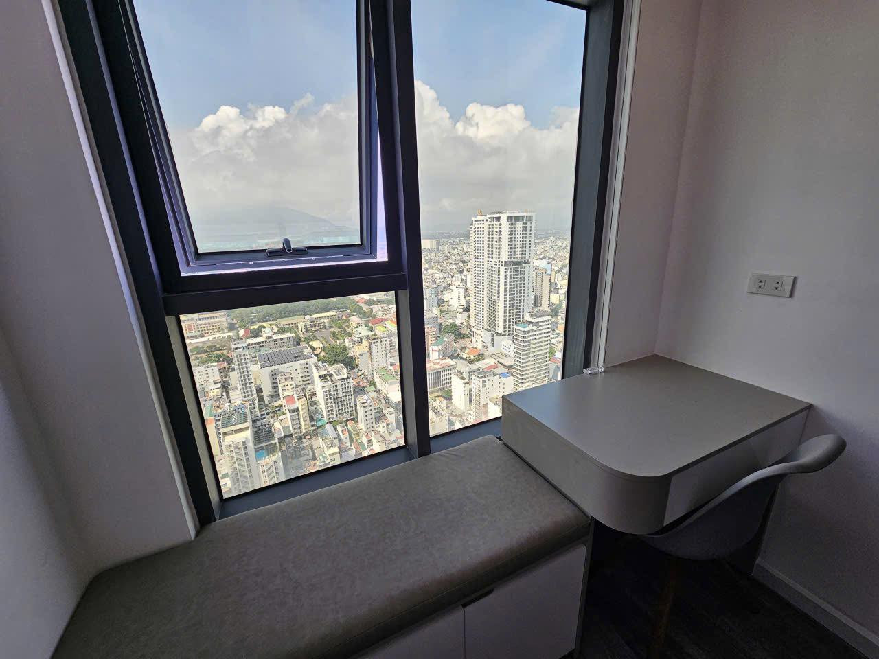 CH405 Bán căn hộ view biển tầng 42 tòa Mường Thanh 60 Trần Phú