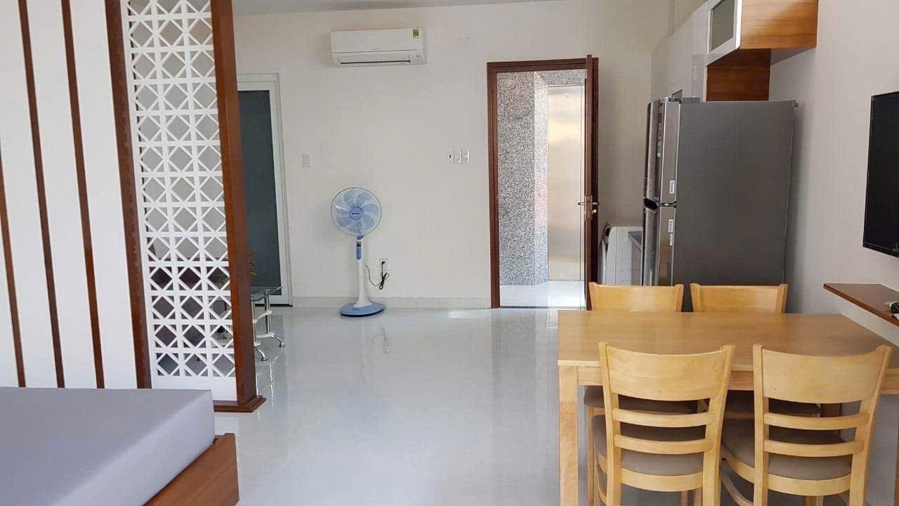 Bán Tòa Căn Hộ Gần Phố Tây Đường Bạch Đằng 
dt : 60m Ngang 5m
bán nhanh: 12.5 tỷ Liên hệ: EM Hải