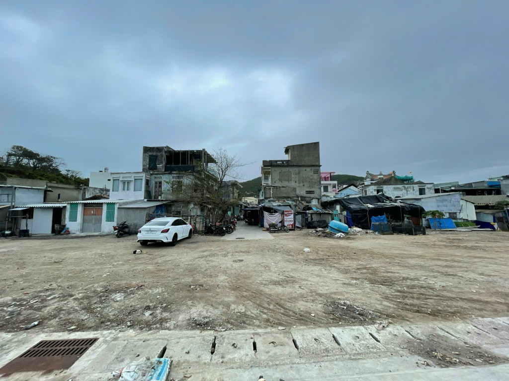 Nhà Cạnh Biển Nha Trang, Hẻm Đường Trần Phú Giá Rẻ