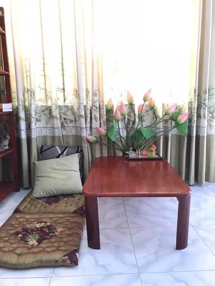 Bán Nhà Trần Phú - Vĩnh Nguyên - Tỉnh Khánh Hoà - cách biển chỉ 30m
Dt : 51,5m ngang 4,5m nở hậu Giá bán : 3,9 tỷ ( bớt lộc ) mọi thông tin chi tiết vui lòng lh e anna