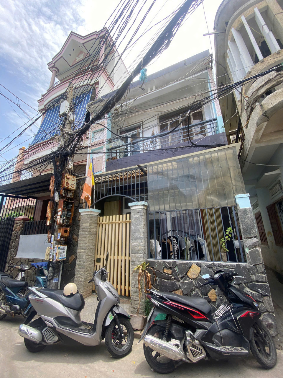 Chủ Ngộp Ngân Hàng - Cần Bán Nhanh Nhà Trần Phú - Vĩnh Nguyên - Tỉnh Khánh Hoà - cách biển chỉ 30m - Dt 51m2 ngang 4,5m _ Giá 3.9 tỷ