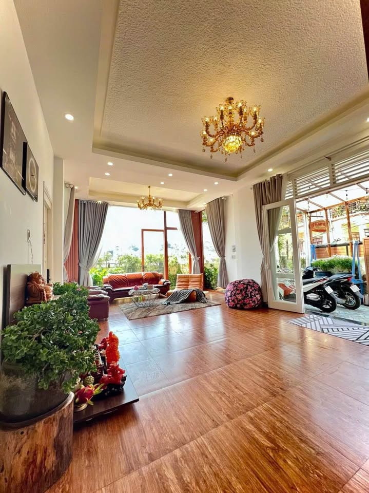 Cần Bán Villa Du lịch sân BBQ cực chill ngay trung tâm phố đường Trần Phú Phường 3, Đà Lạt