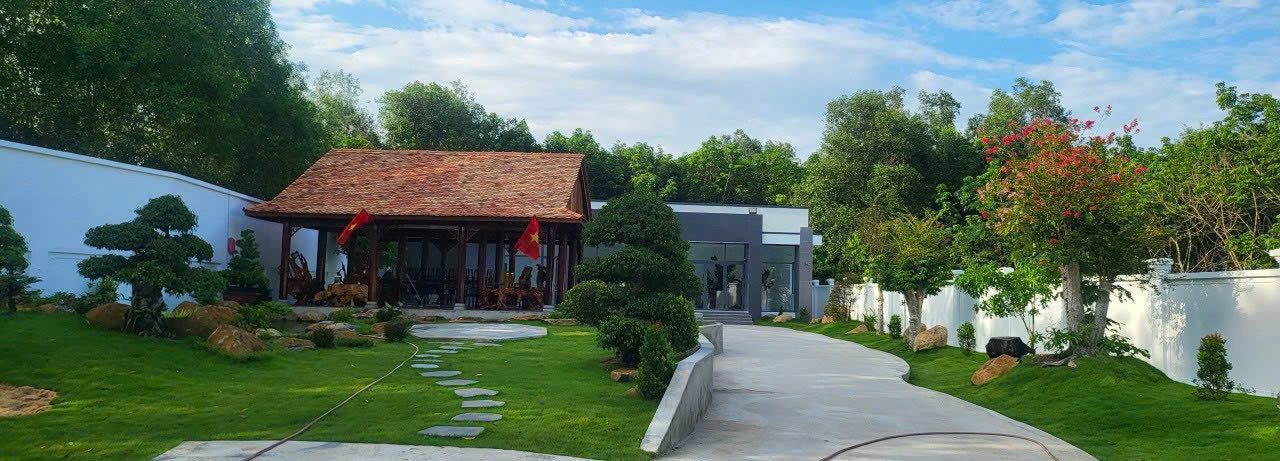 BÁN VILLA NGAY UBND DẦU TIẾNG - BÌNH DƯƠNG