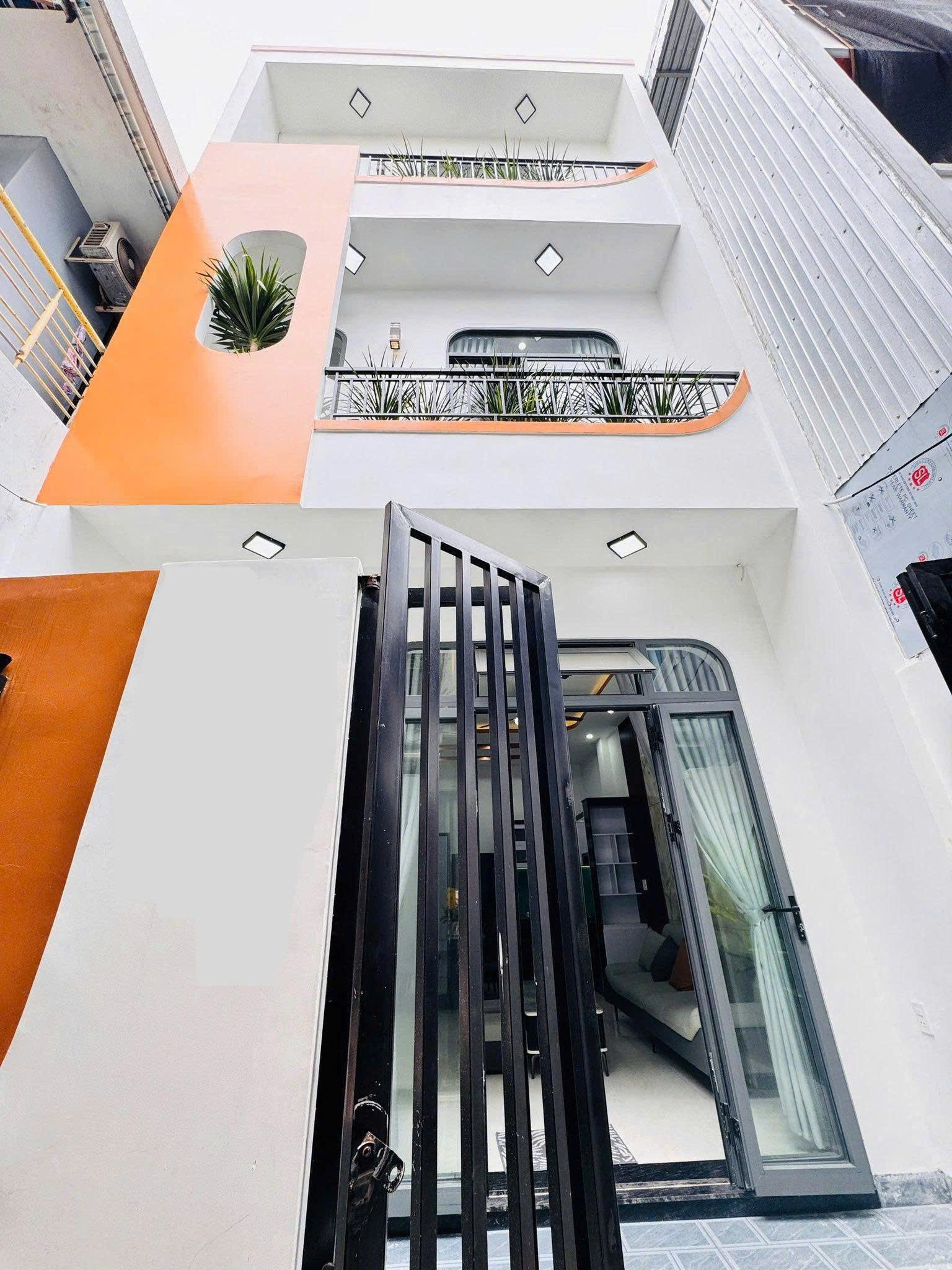 Bán nhà để đầu tư, Đường Trần Quốc Thảo, Phường 7, Quận 3, DT 70m2, Giá cho thuê 26tr/tháng, Sổ riêng