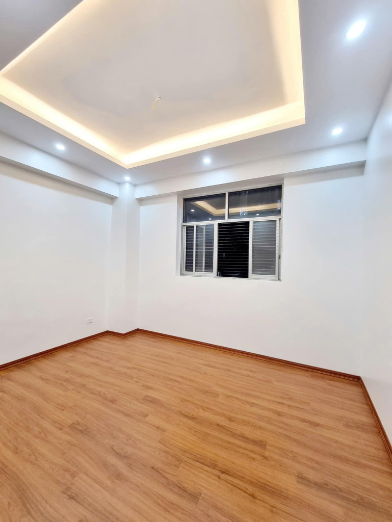 6,2 tỷ Chung cư tầng 9 N02 Trần Quý Kiên 88m2  đủ nội thất, cửa vân tay nhập khẩu