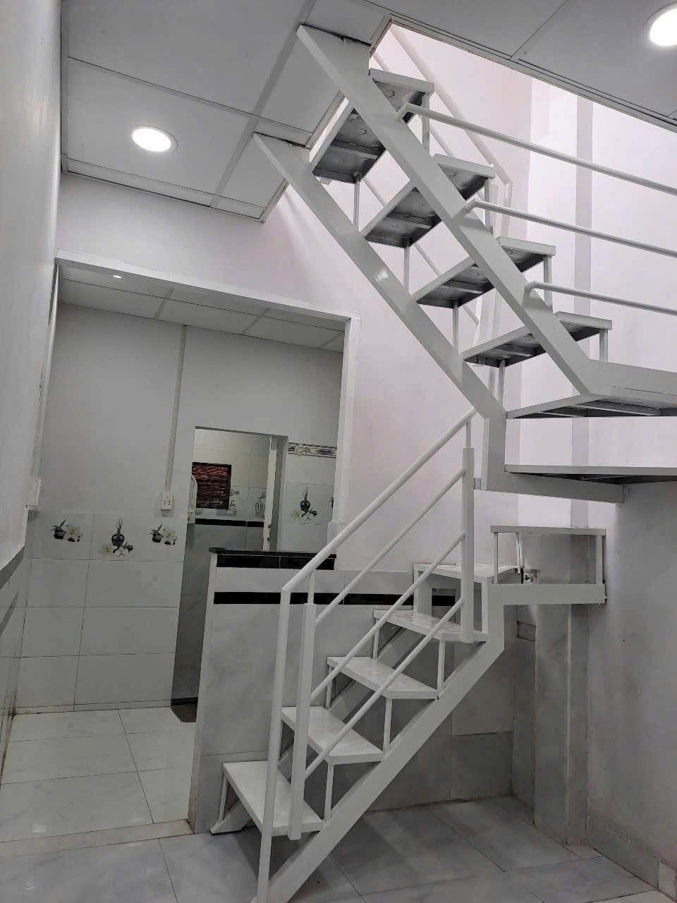🏡 Nhà mới gần chợ Hóc Môn – vào ở liền 🌟