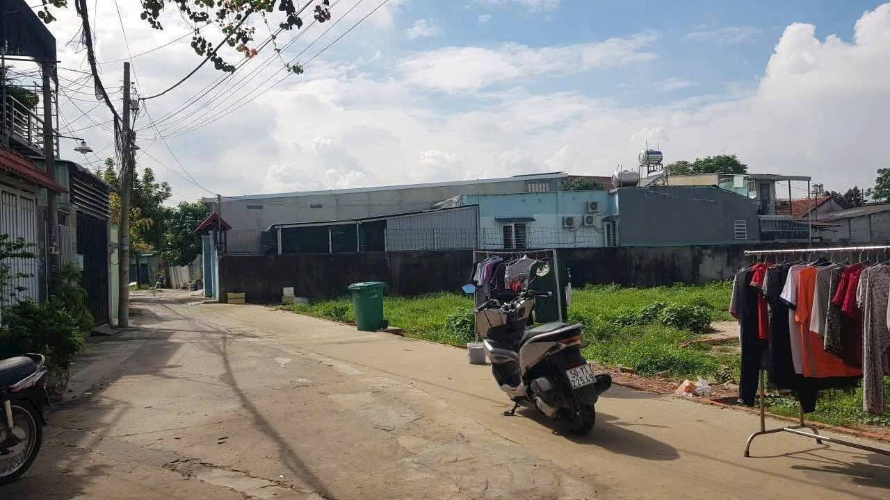 🛑 Nếu bạn kiếm lô đất pháp lý chuẩn tiền ít vừa xây ở lại có thu nhập thì đây 5m62x26m xây được nhà ở và 3 phòng trọ thu nhập ok