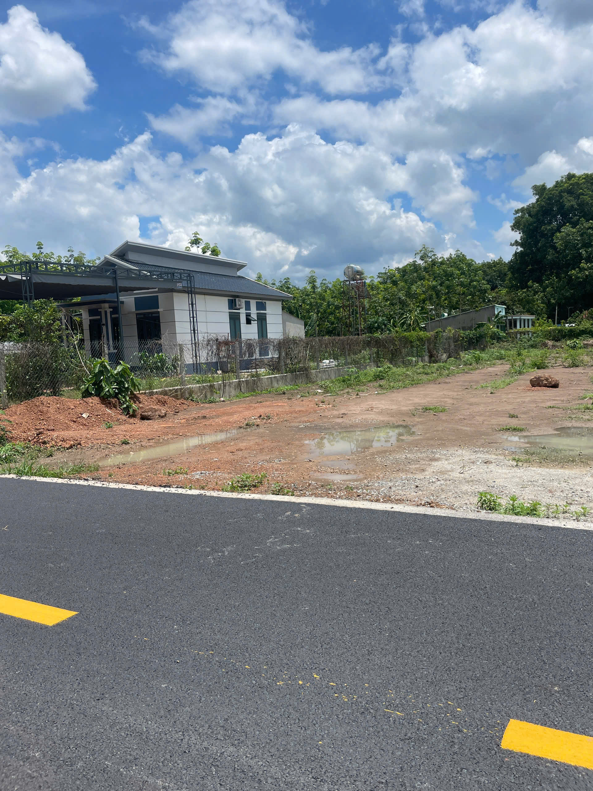 BÁN LÔ ĐẤT XÂY TRỌ HƠN 400M2, NGANG 10, TẠI XÃ AN LINH BÌNH DƯƠNG, SỔ HỒNG CÓ SẴN