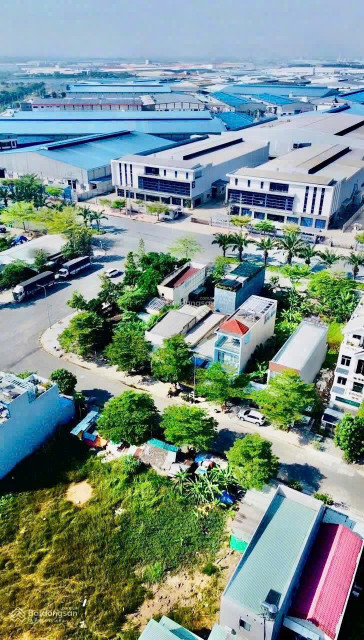 Bán gấp đất nền full thổ cư 80m2 - liền kề KCN - Tiện ích bao quanh - Giá sốc chỉ 1tỷ2
