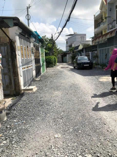 BÁN NHÀ + ĐẤT RỘNG 593m² – XUÂN THỚI ĐÔNG, HÓC MÔN