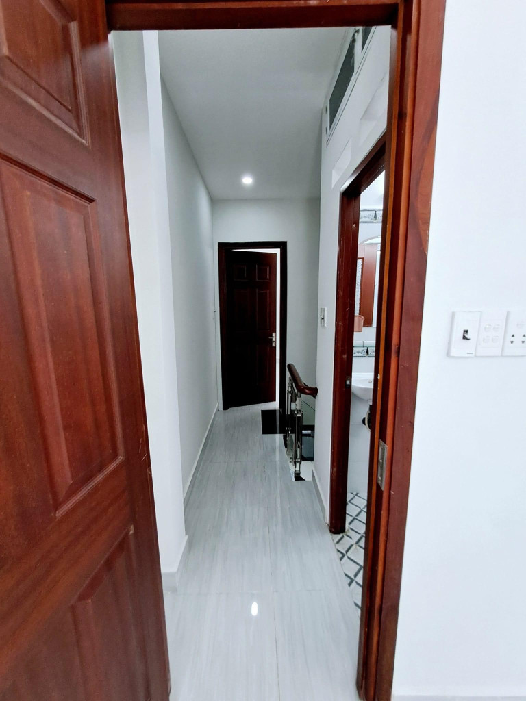 Bán Nhà hẻm Trần Xuân Soạn,Quận7, 4x11m2, Giá 3tỷ, 2PN,2WC,Gần chợ, siêu thị , trường học