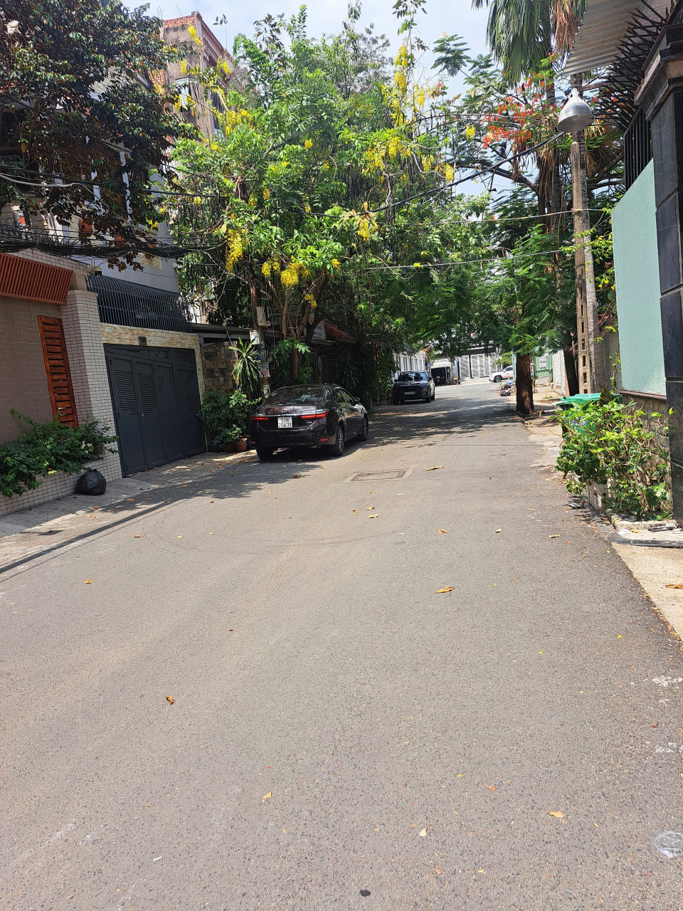 BÁN NHÀ KHU KIỀU ĐÀM - HIM LAM, 6 TẦNG, QUẬN 7
Diện tích: 6.3x14m
Giá: Nhỉnh 16 tỷ