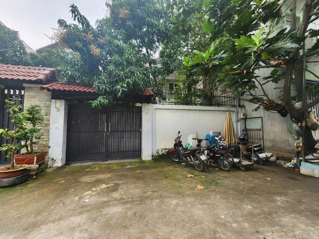 BÁN BIỆT THỰ ĐẸP KHU KIỀU ĐÀM, QUẬN 7 – GIÁ CHỈ 90TR/M2. LH NGAY 0938827657 MS TUYỀN