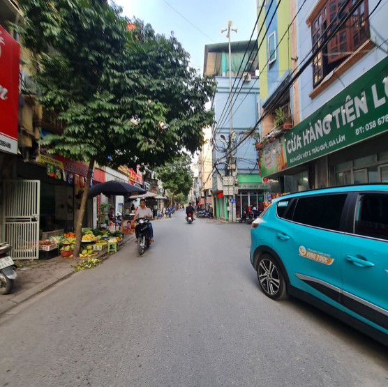 66m2 mặt phố kinh doanh Trâu Quỳ, Gia Lâm, Hà Nội. Phố rộng 10m sầm uất. Lh 0989894845