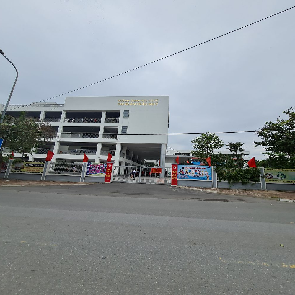 60m2 mt 5m vuông vắn ô tô tránh tại Trâu Quỳ, Gia Lâm, Hà Nội. Lh 0989894845
