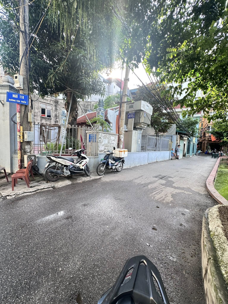 BÁN NHÀ ĐƯỜNG TRIỀU KHÚC. 46M2 - 4 TẦNG. NGÕ THÔNG. FULL NỘI THẤT.