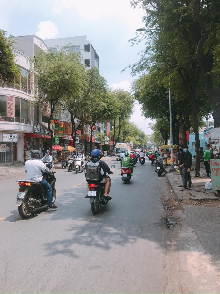 Quận 5 Bán Nhà Mặt Tiền KD Ngay Hồng Bàng 4.3X19, 4Tầng Đẹp Vào KD Luôn, 22Tỷ
