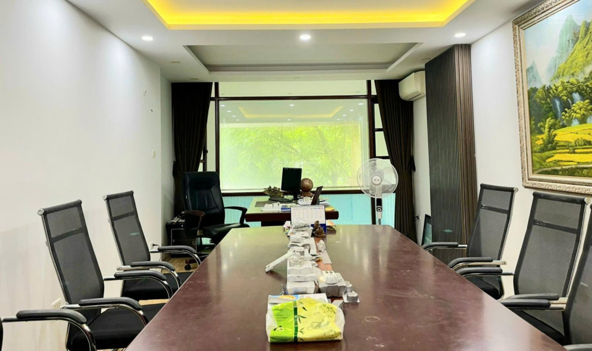 Nhà đẹp mặt phố Trịnh Đình Cửu, quận Hoàng Mai: 55m2, 5 tầng, vừa ở vừa kinh doanh, 18,5 tỷ có TL