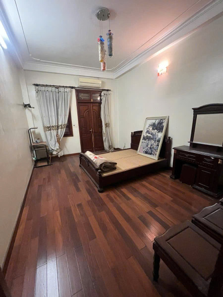 PL TRỊNH ĐÌNH CỬU Ô TÔ - NGÕ THÔNG KINH DOANH DT 47m2 5 tầng MT 3.8m Giá 14.8 tỷ