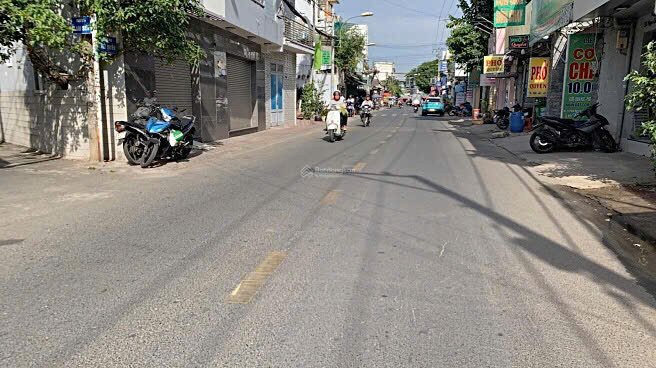 BÁN NHÀ ĐẸP MẶT TIỀN HIỆP PHÚ, THỦ ĐỨC, 2 TẦNG, 52M2, NHỈNH 4 TỶ.