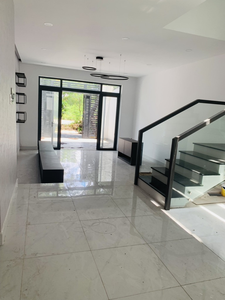 Nhà Mới 4 Tầng MT Đường 12m, KDC Phú Lợi Trịnh Quang Nghị P7 Q8, SHR Hoàn Công Đủ, Chỉ 8,5 Tỷ
