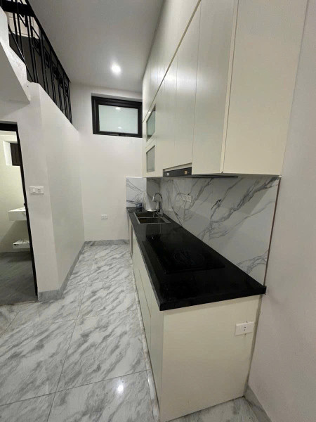 Bán nhà Trung Kính (Cầu Giấy) 53m, 4 tầng, mt 3.7m, giá 21 tỷ