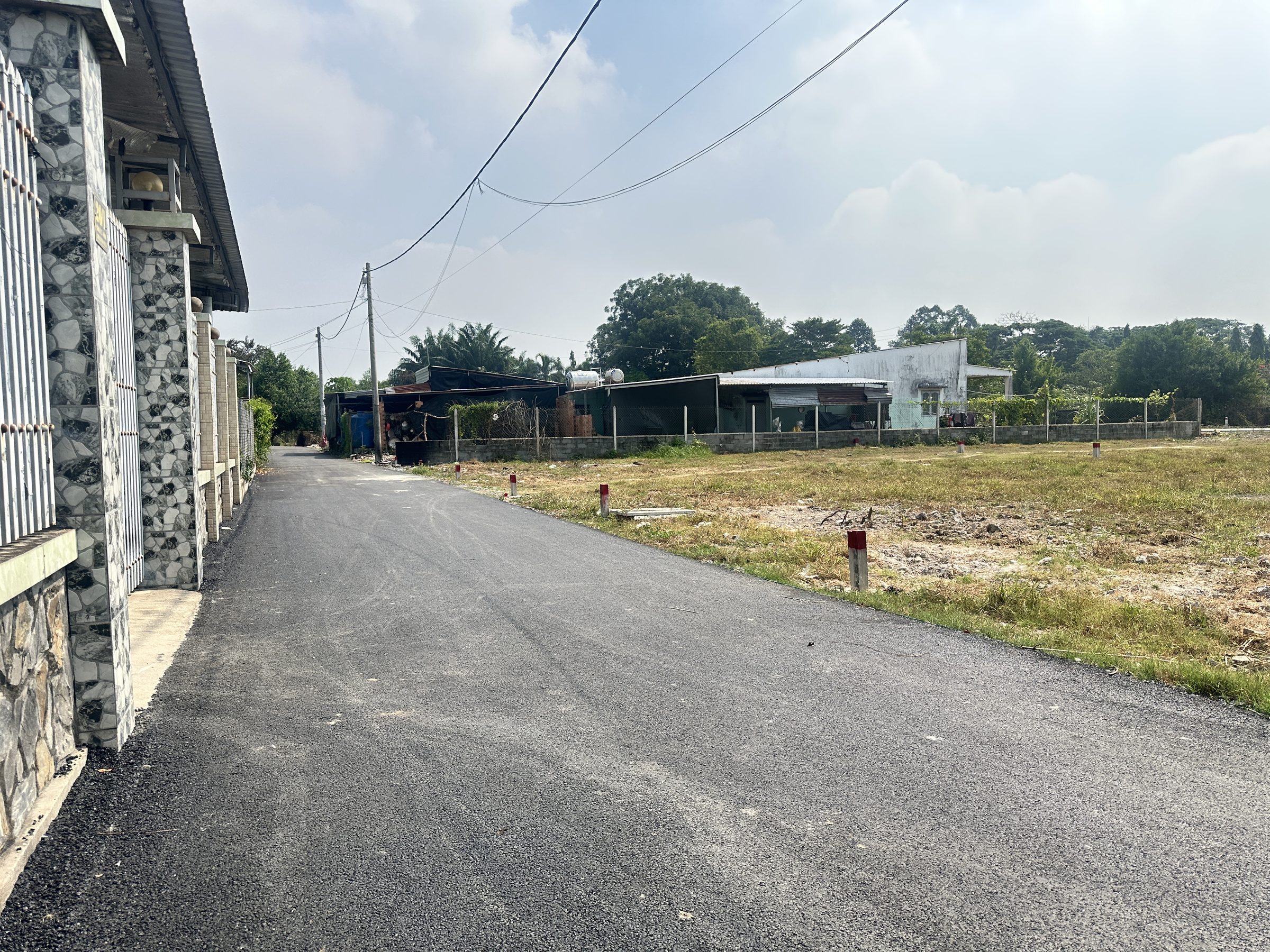 Đất trung lập thượng thái mỹ mới 100m2 full thổ xây dựng tự do bank 60% 1 ty 4