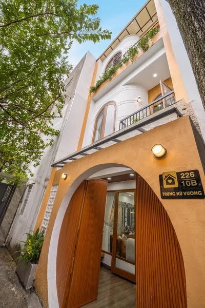 🏠 BÁN NHÀ KIỆT TRƯNG NỮ VƯƠNG - QUẬN HẢI CHÂU - NỞ HẬU ĐẸP - 4PN (CÓ PN DƯỚI) - DÒNG TIỀN 35TR/THÁNG - GIÁ 5,X TỶ