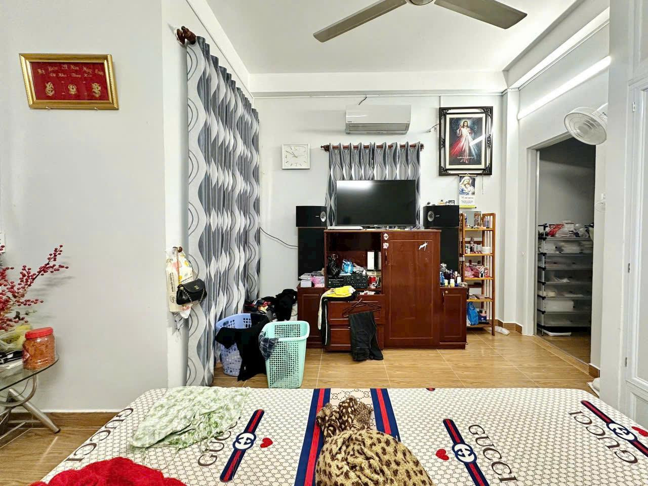 --Bán nhà 2 tầng hẻm 449 Trường Chinh, phường 13, Tân Bình; (4x16), 7 tỷ