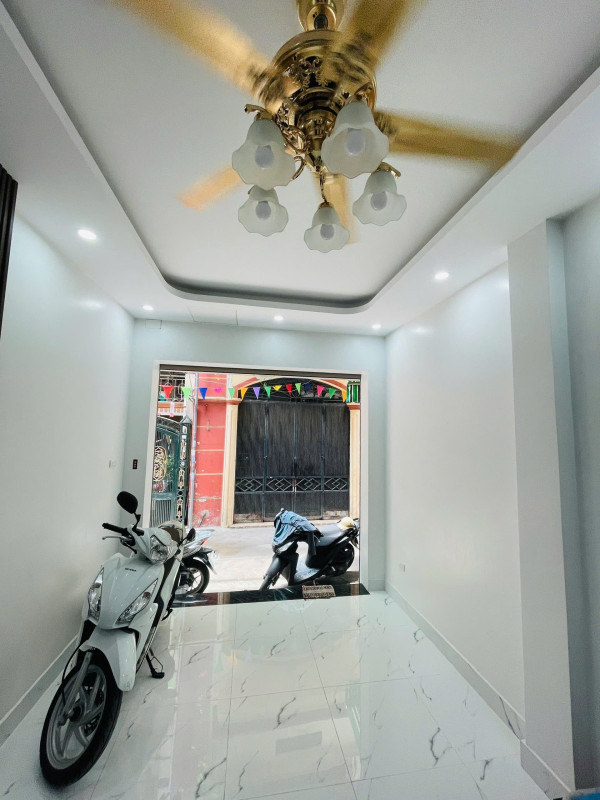 Bán nhà Trường Chinh (Đống Đa) 39m, 4 tầng, mt 3.2m, giá 12.5 Tỷ
