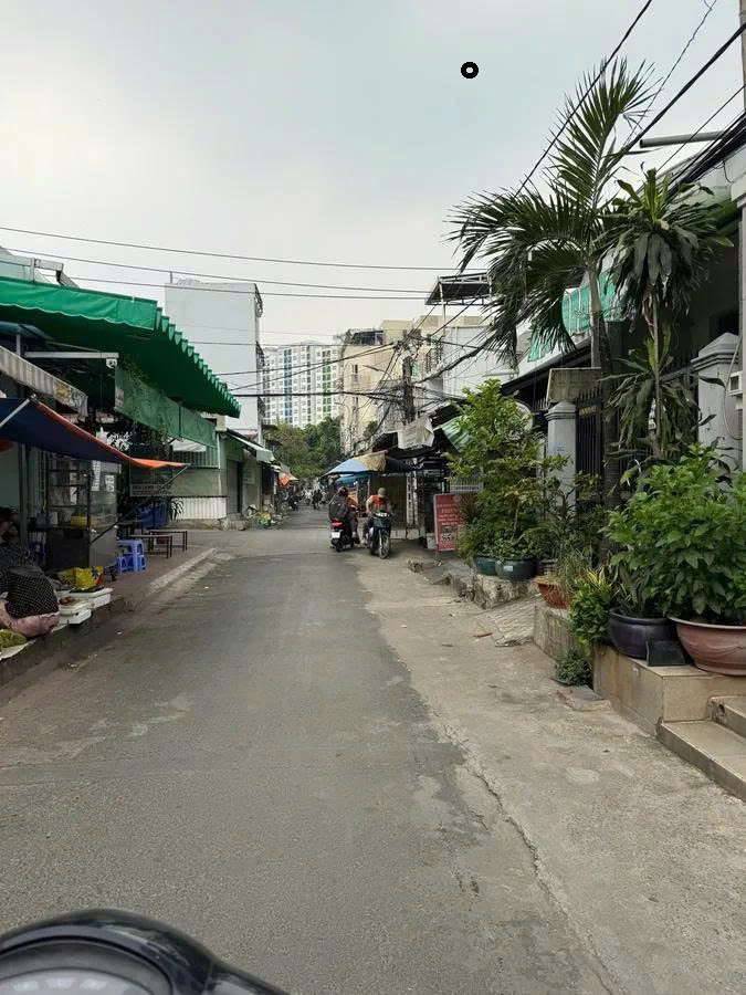 02512 – Bán nhà HXH Trường Chinh Q12, 75m2 ngang 5m, 4PN BTCT, sổ riêng, NHỈNH 10.8 tỷ TL