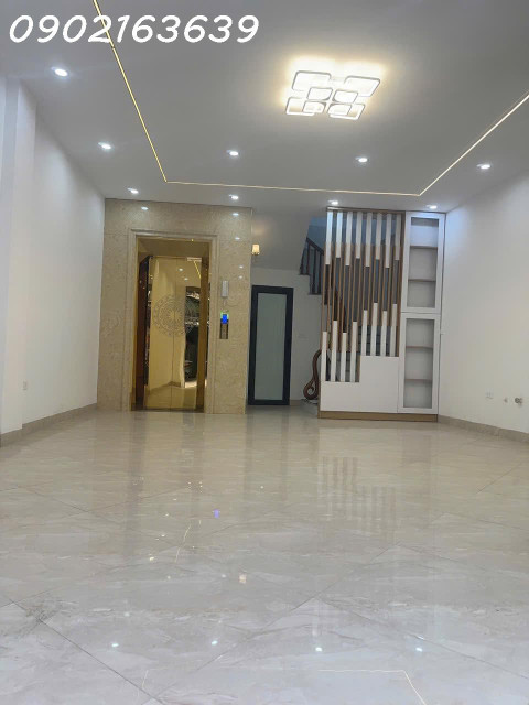Bán nhà phố Trương Định - Hai Bà Trưng, 43m2, mt 5,6m giá NHỈNH 12 tỷ