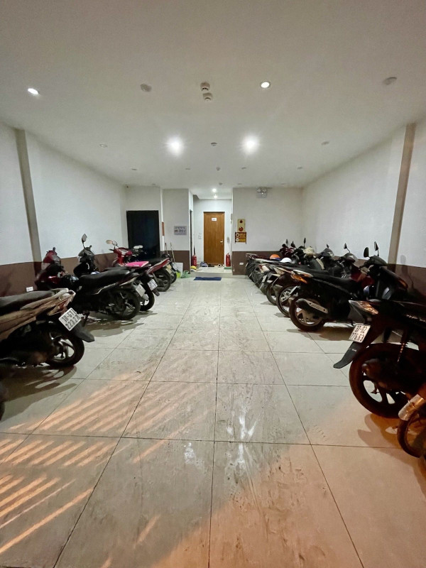 BÁN TÒA CCMN GẦN PHỐ TRƯƠNG ĐỊNH, HAI BÀ TRƯNG, 7 TẦNG THAN MÁY MỚI, 2 MẶT THOÁNG
