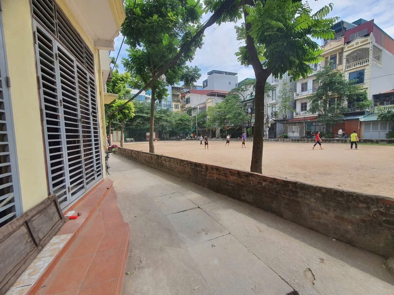 bán nhà 128 ngõ trại cá 47,1m mặt tiền 6,7m trước nhà thoáng vĩnh viễn