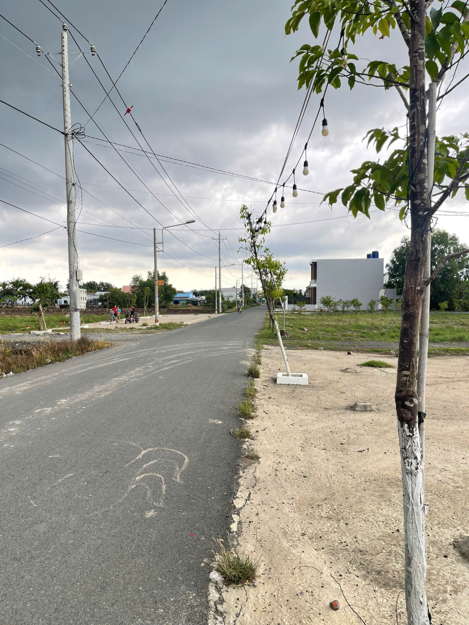 BÁN ĐẤT THỔ CƯ TẠI THỊ TRẤN CẦN ĐƯỚC