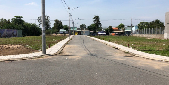Chào bán nhanh 10 nền 80m2 Mặt tiền Trường Lưu - Q.9 chỉ 1tỉ9 , sổ riêng từng nền , XDTD