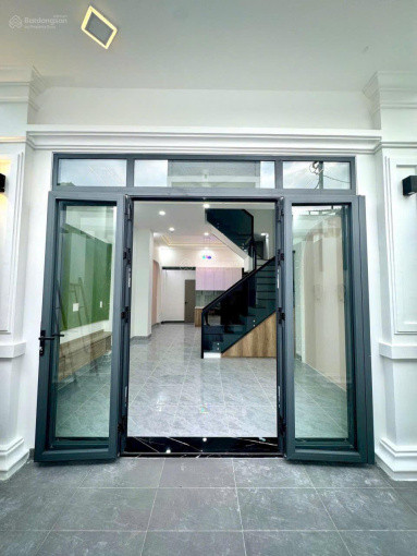 Cần bán gấp nhà 1 trệt 2 lầu, 51,5m2 3PN - 3WC, đầy đủ nội thất, giá chỉ 2.65tỷ TL