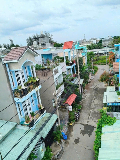 VỊ TRÍ ĐẸP, KẾT CẤU 5 Tầng CÓ HẦM - Giá Hot hơn 4ty xíu.  VỊ TRÍ TRUNG TÂM - CHỦ GẤP BÁN