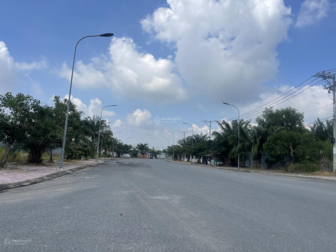 Chủ định cư nước ngoài bán đất giá chỉ 2,56Tỷ, MTĐ Trường Lưu, Long Trường, Quận 9, sổ riêng.